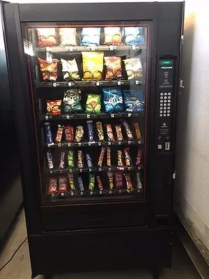 £1200 • Buy Polyvend 40 Selection Snack Vending Machine Crisps And Chocolate 
