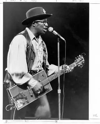 Bo Diddley With His Trademark Square Gretsch Electric Guitar 1971 Old Photo • $5.47