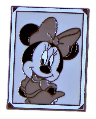 Minnie Mouse Black & White Snapshots Individual Disney Park Trading Pin ~ New • $8.99