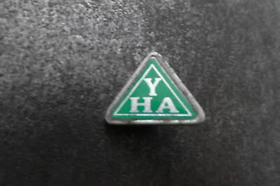 YHA Youth Hostel Pin Badge Button (L15B) • £4.49