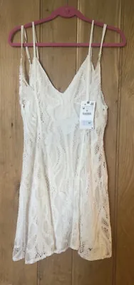 £24 • Buy Zara Medium Cream Lace Dress 