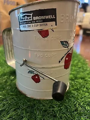 Bromwell's Vtg. 3 Cup Measuring Flour Sifter With Red Wood Knob Country Chic • $8