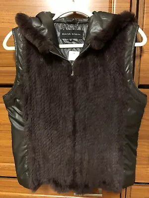 DANA Stein Brown Auth. Rabbit Fur Hooded Vest. Size M • $69.99