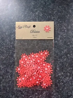 100 Red DAISY FLOWER CARD MAKING #48 CRAFT EMBELLISHMENTS Jobalot Confetti • £1.89