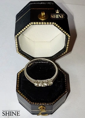 £590 • Buy Incredibly Sparkley Solid 18ct White Gold Triad Diamond 0.33 Crt Wt. Ring Size M