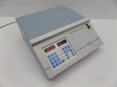 Hach DR/3000 Spectrophotometer 19600-00  • $99.95