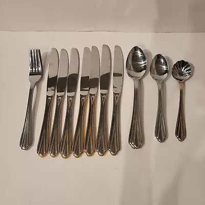 Hampton Silversmiths HSV209 Gold Accent Two Tone Stainless Flatware Set Of 17  • $29.99