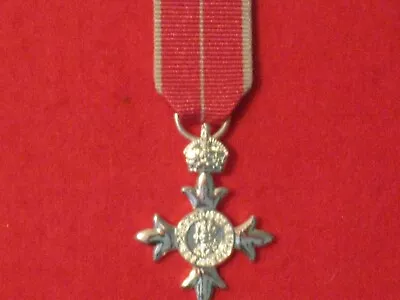 Miniature Member Of The British Empire MBE Medal With Military Ribbon BRAND NEW • £11.50