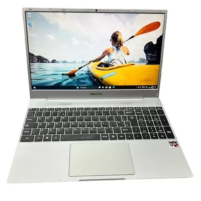 Medion Akoya E15302 Notebook Laptop • £249.99