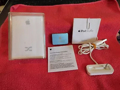 $120 • Buy Vintage IPod Shuffle In Box / Instructions