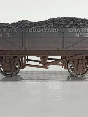 £28.50 • Buy DAPOL OO - ROYAL NAVY DOCKYARD CHATHAM 4 PLANK COAL WAGON No 12 Loaded Weathered