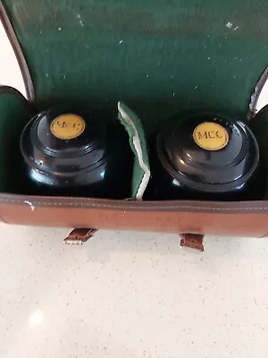 Set Of 2 Lawn Bowls Brown With Bag • £15