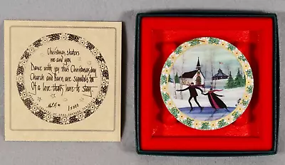 Anna-Perenna P Buckley Moss - Christmas Skaters Porcelain Ornament & COA • $15.90