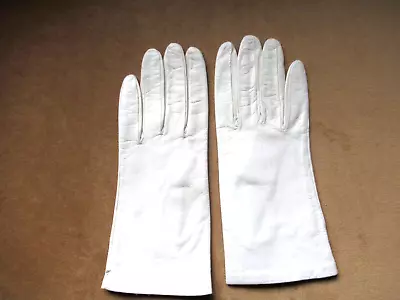 Vintage White Leather Gloves Wmns Size 8 Made And Purchased In Italy • $34.99