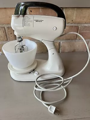 Vtg Hamilton Beach 10 Speed Stand Mixer 8FM-127A W/ 5 Cup Bowl Spanish Controls • $35