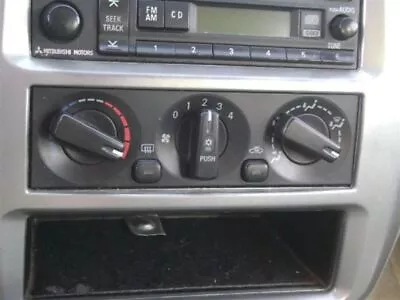 Audio Equipment Radio Receiver Am-fm-cd Fits 02-03 GALANT 229884 • $69.99