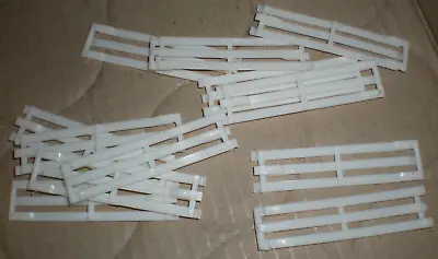 MARX Cape Canaveral /Airport Playset Lot Of 14 Polyethylene 3  Fence Sections • $19.99