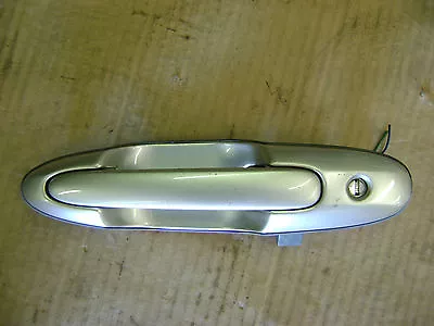 00-06 Mazda MPV Van Right Front Exterior Door Handle Gold LC6258410H 01 02 03 40 • $24.99