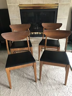 Set Of 4 Mid Century Modern Danish Style Dining Chairs • $250