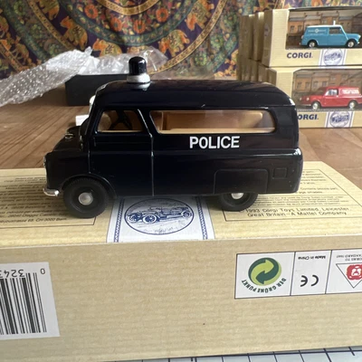 £5.99 • Buy Classic Vehicles Corgi Bedford Dormobile 99806