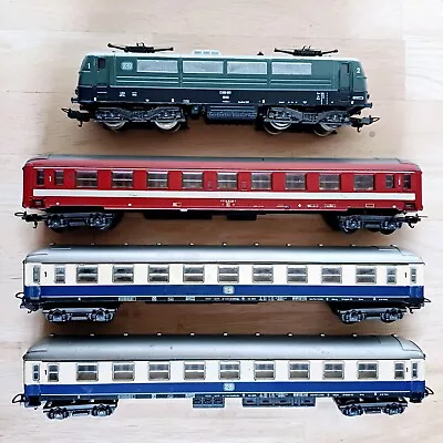 JoblotLima Electric Loco HO Green DB E310 001Directional Lights + Lima Coaches • £49.89