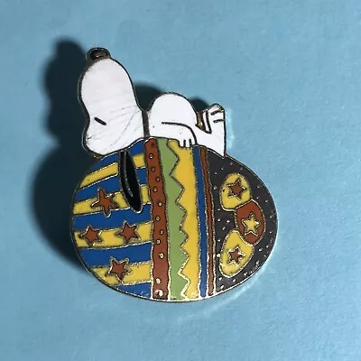 Vintage Aviva Snoopy Easter Egg Lapel Pin As Shown • $8.99