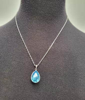 Pretty Blue/Silver Droplet Shaped Pendant Warren James (White Metal) • £14.99