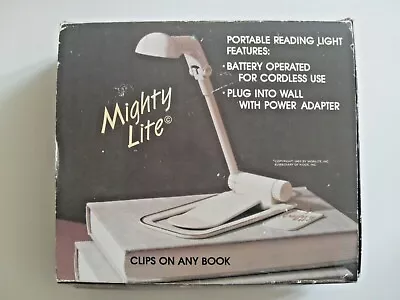 1983 MIGHTY LITE By MOBILITE PORTABLE CLIP ON READING BOOK LIGHT MINT NEW IN BOX • $39.99