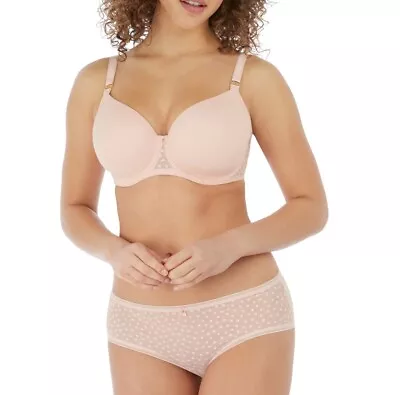 BNWT Freya Bra 8E Starlight Moulded Pink • $33.85