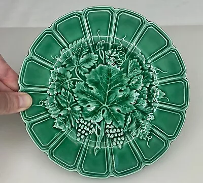 Antique French Sarreguemines Green Majolica Leaf Plate - 92122 • $39.99