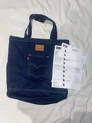 Levi’s Bag • £30