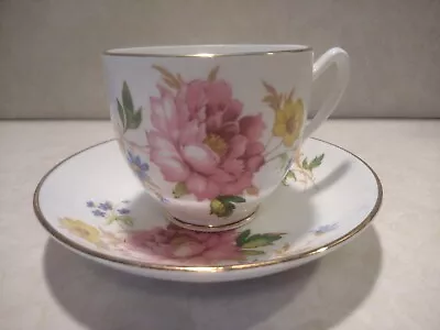 Vintage English Castle Bone China Teacup&Saucer Made In England • $10