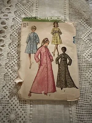 Vintage Simplicity 9074 ROBE W/ STAND-UP COLLAR Sewing Pattern Size 18 Bust 40 • $10.99