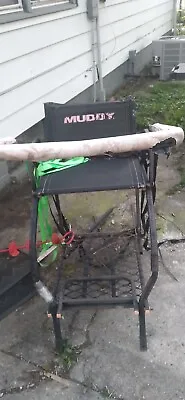 Muddy Huntsman Deluxe 17″ Ladderstand (MUDMLS1300) • $135
