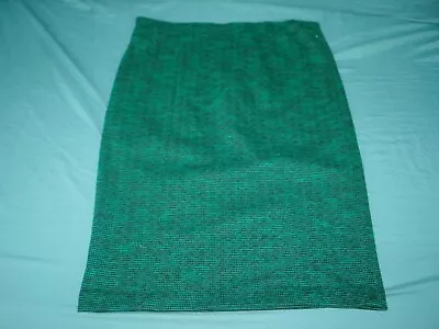 Elle Short Green Skirt Stretch Sz Large (B3) • $5.49