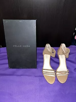 Pelle Moda Tan Shoes NEW Never Worn Kitten Heel • $65