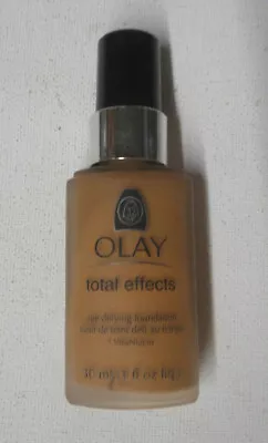 OLAY TOTAL EFFECTS AGE DEFYING FOUNDATION 72 MEDIUM TO DEEP HONEY Uns NO CAP • $24.99