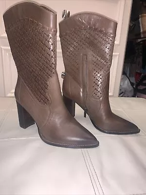 Vince Camuto Brown Boots New 8 • $35