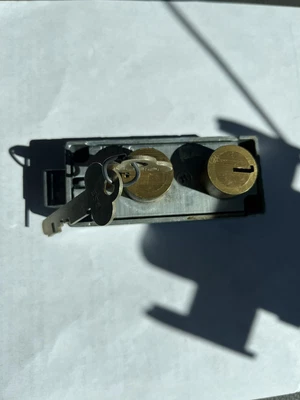 $19.99 • Buy Mosler Safe Deposit Box Locks NO GUARD KEY