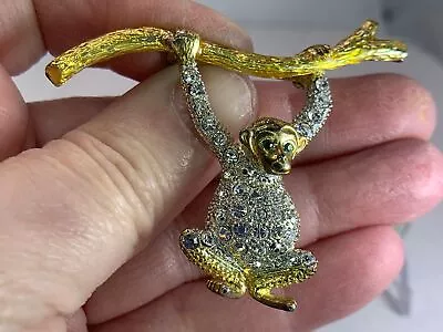 Monkey In Tree Clear Pave & Green Rhinestone Eyes Vintage Gold Brooch M-0612 • $29.99