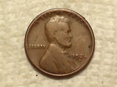 1924-S @    Semi/Key   Old Lincoln Penny {From Old Roll} • $3.24
