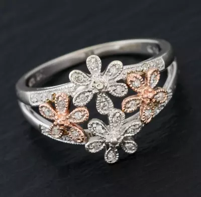 $523.17 • Buy Feminine 9ct White & Rose Gold Flower Head Ring With Diamonds UK Size S