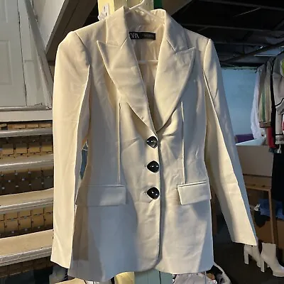 Zara Off White Suit Jacket Sz XS • $25