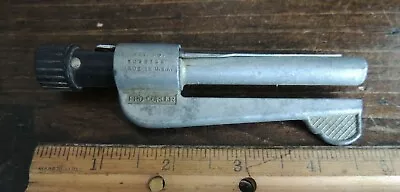 Vintage PRO-CURLER Hair Roller 1936 Pat. No. 2039789 Metal USA MADE 4-3/4  LONG • $22.06