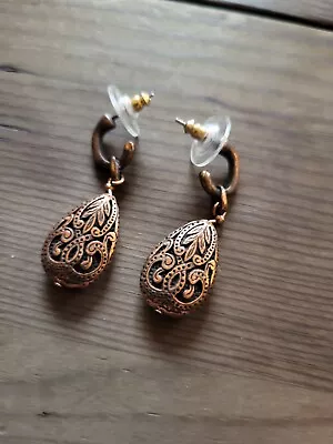 Vintage Copper Tone Teardrop Dangle  Earrings Fleur De Lis 1.75  • $9.95