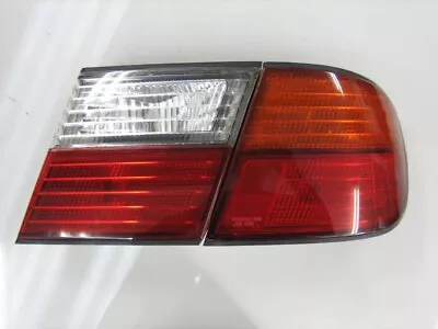 Nissan Genuine Primera (P11) Tail Light Set Right [Has Scratches And Dirt] • $122.39