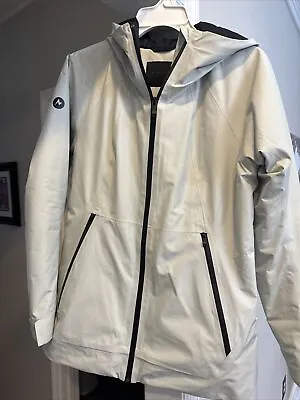 Women’s Marmot Minimalist Goretex Jacket Size Small Beige - Worn Twice • $74