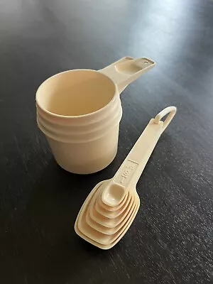 VTG Off White Tupperware Measuring Cups 2/3 3/4 & 1cup & Measuring Spoons. • $19.99