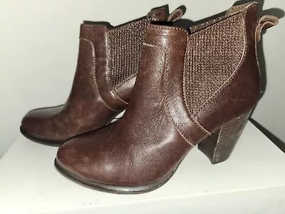 UGG Cobie II Ankle Boots Womens Sz9 Brown Leather*High BLOCK Heel * Gd Condition • $35