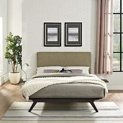 Mid-Century 3PC Cappuccino Latte Queen Platform Bed And Side Table Bedroom Set • $902.73